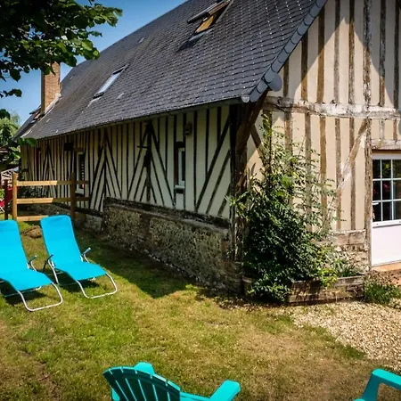 Holiday home Domaine Les Chillards Fauguernon