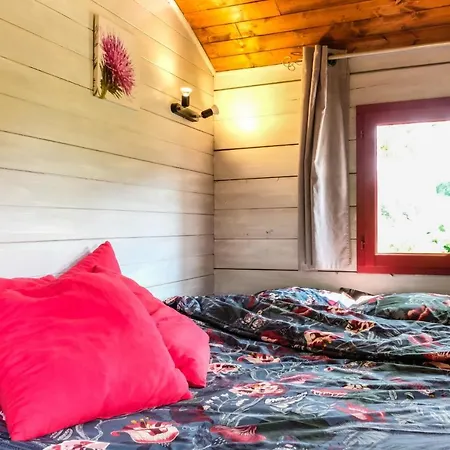 Holiday home Domaine Les Chillards Fauguernon