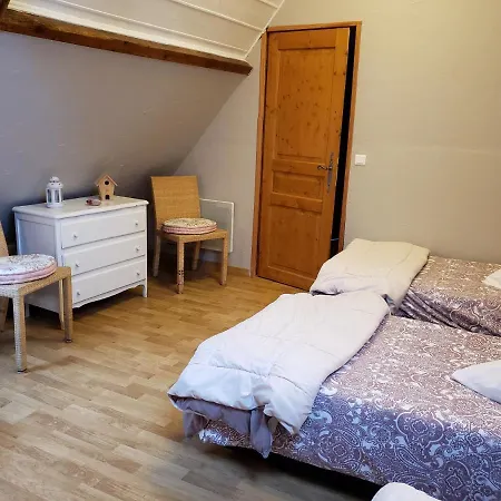 Holiday home Domaine Les Chillards Fauguernon